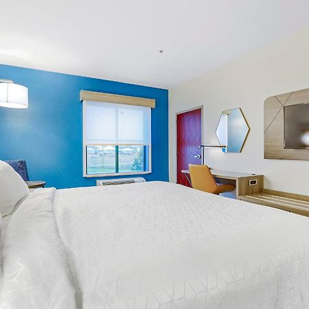 Holiday Inn Express - Gulfport Beach By Ihg 외부 사진